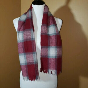 Vintage Snowflakes‎ pure wool red plaid